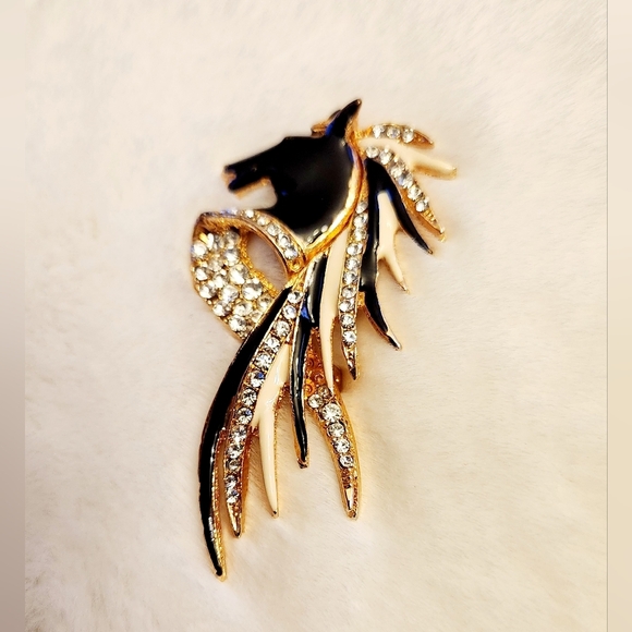 Vintage Enamel and Cut Crystal Flowing Mane Horse Pin - Picture 6 of 9